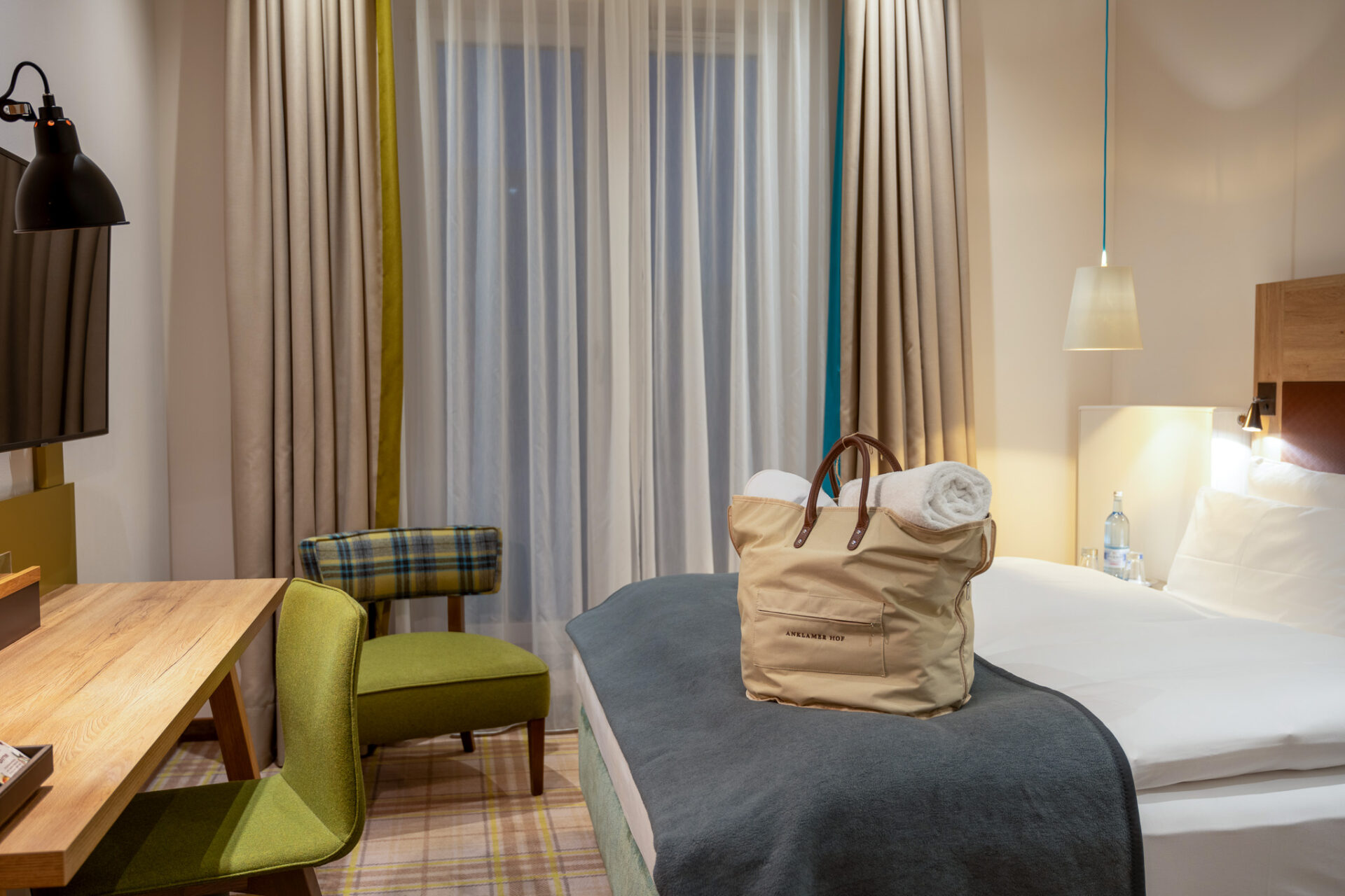 Standard Doppelzimmer mit Queen Size Bett im Hotel Anklamer Hof